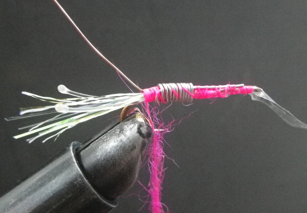 3 pink shrimp fly pink thread mono eyes lighter streamer hook superfly barbless flash tinsel flashabou marabou action pearl pink seal fur dubbing brass wire lead free weight plastic back sow
