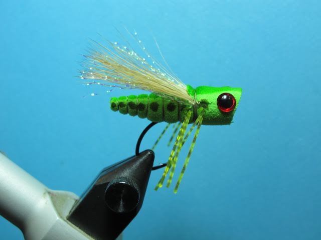 Details about   Hand Tied  Fly Fishing Foam Popper Frog 